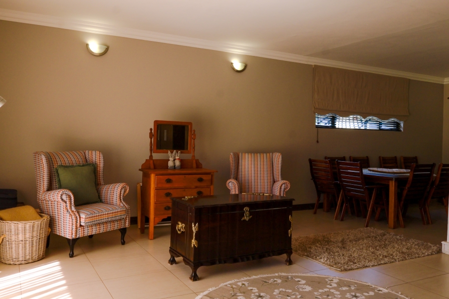 3 Bedroom Property for Sale in Van Der Hoff Park North West